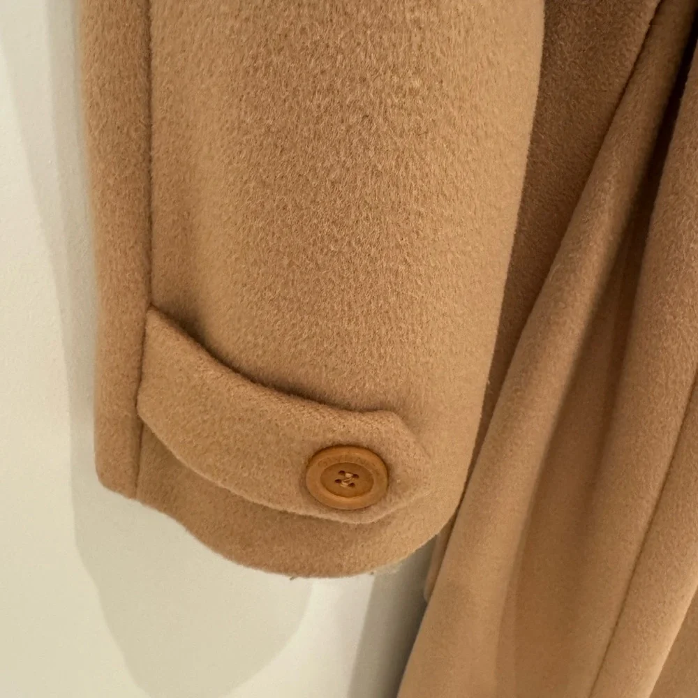 Vintage Givenchy Camel Coat, FR 36 - Picture 6 of 11